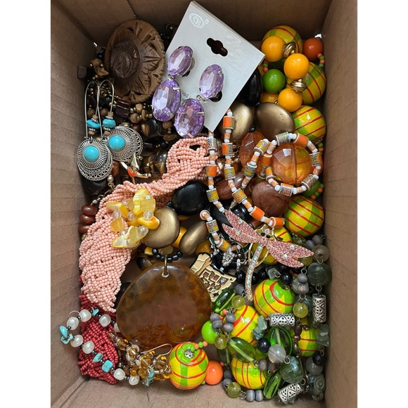 Estate Costume Jewelry Bundle Lot - Picture 1 of 2